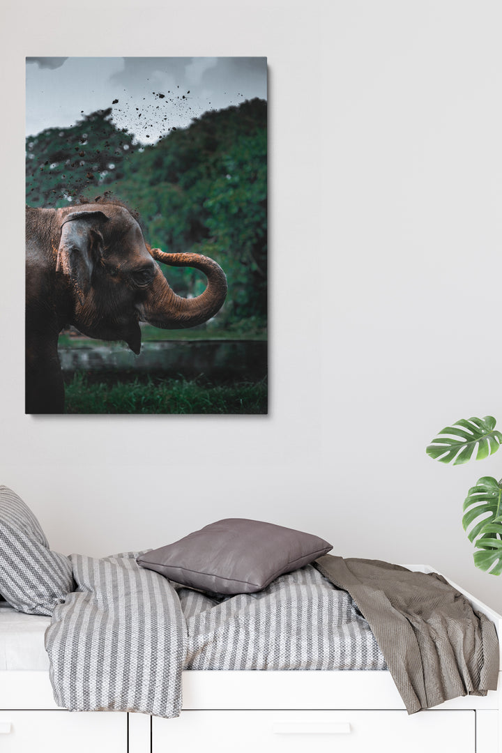 Verspielter Elefant