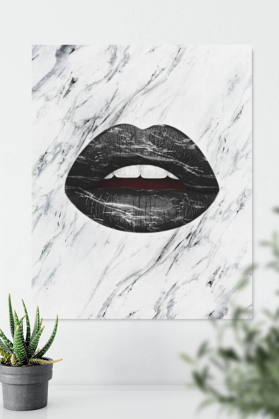 Black and White Marble Lips