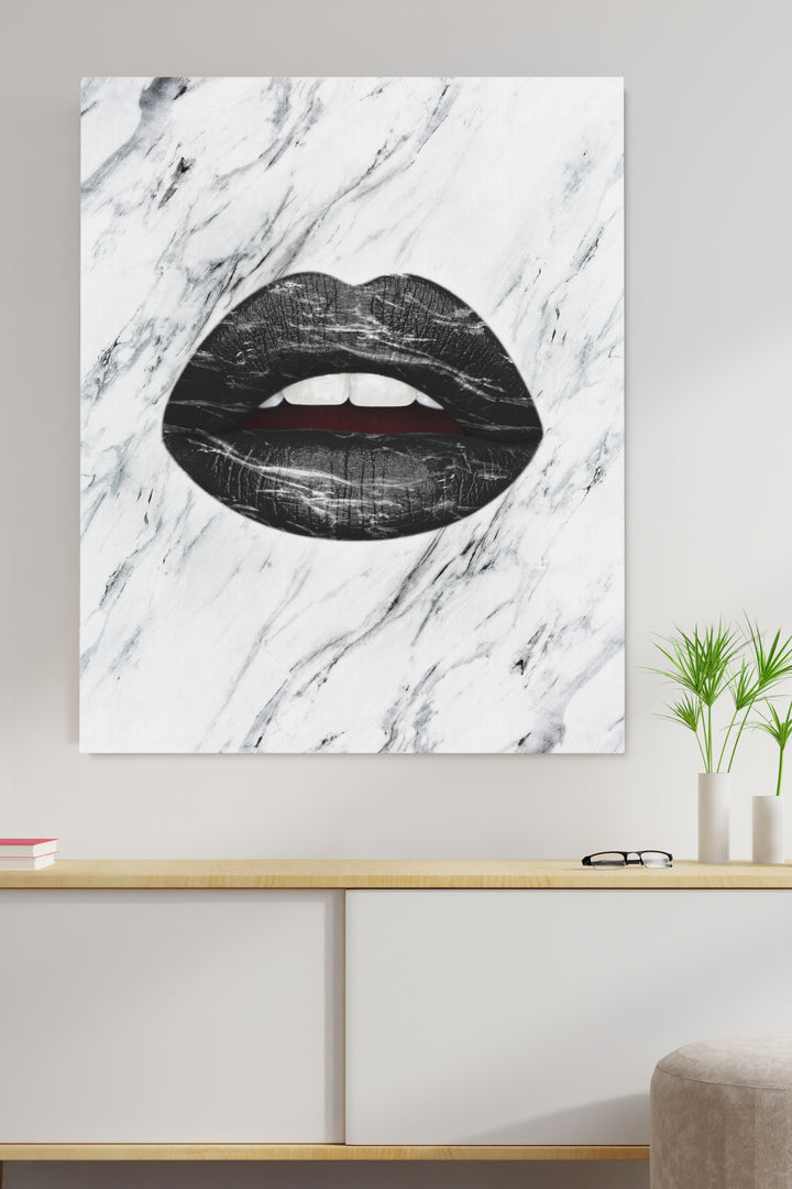 Black and White Marble Lips