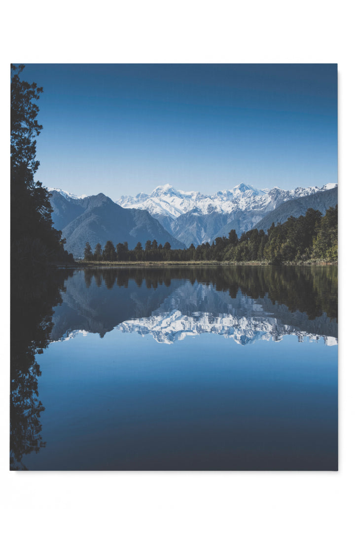 See an einem wunderschönen Berg