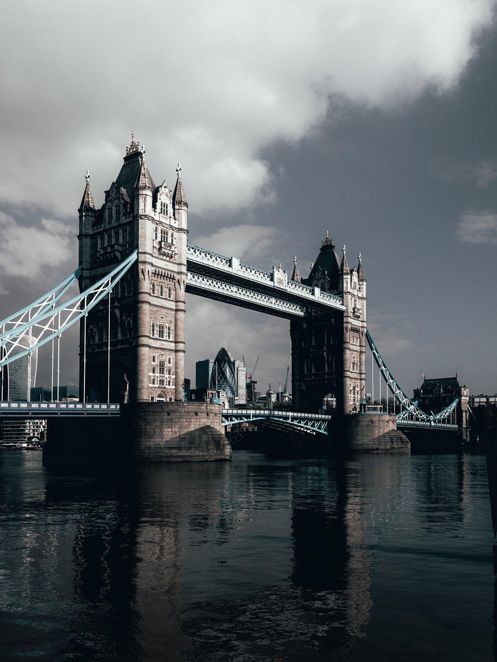 London Bridge-Giclée-Fine-Art-Canvas-Print-canvartz.com